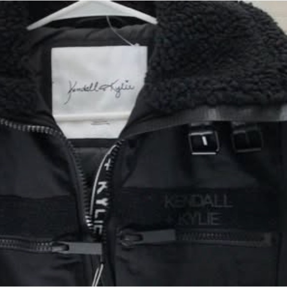 KIDS Kendall and Kylie Black Jacket with Faux Fur Collar - Picture 4 of 8
